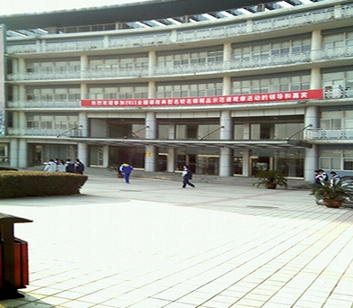 上海保潔公司清理廣告牌的工作程序及注意事項